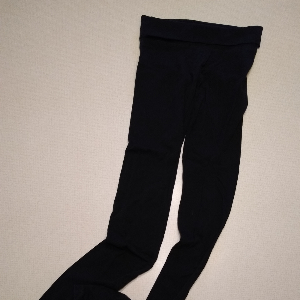 SO Yoga Leggings